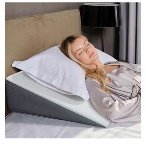 Kolbs Bed Wedge Pillow